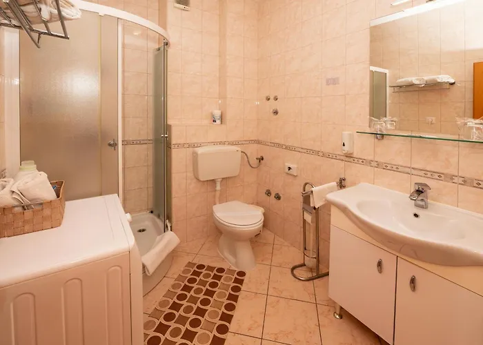 Penzion And With Parking Space - 22531 Trogir