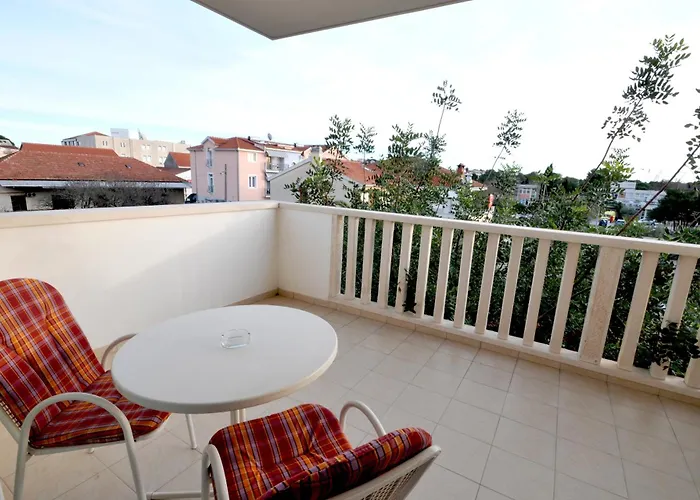 Penzion And With Parking Space - 22531 Trogir